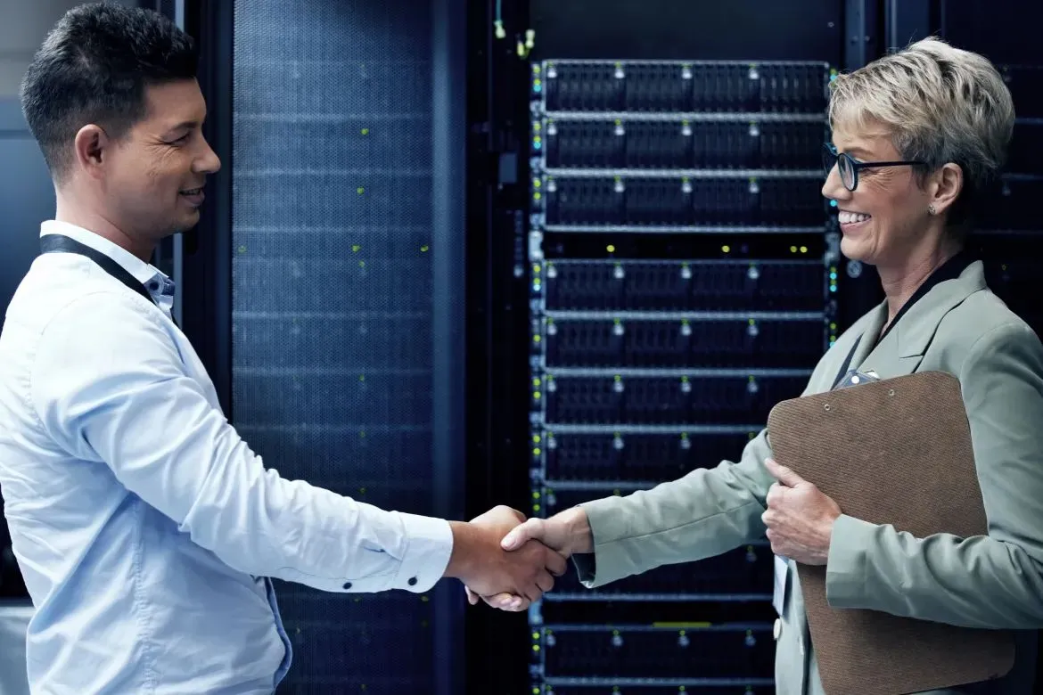 Advantages of Switching Your Career to IT