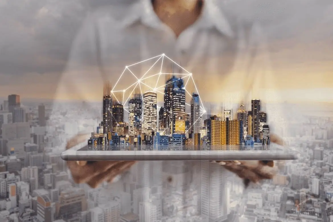 Why People Are Making the Career Switch to IT in 2024?